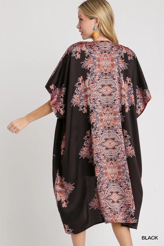 Black Umgee Satin Border Print Short Sleeve Open Front Kimono