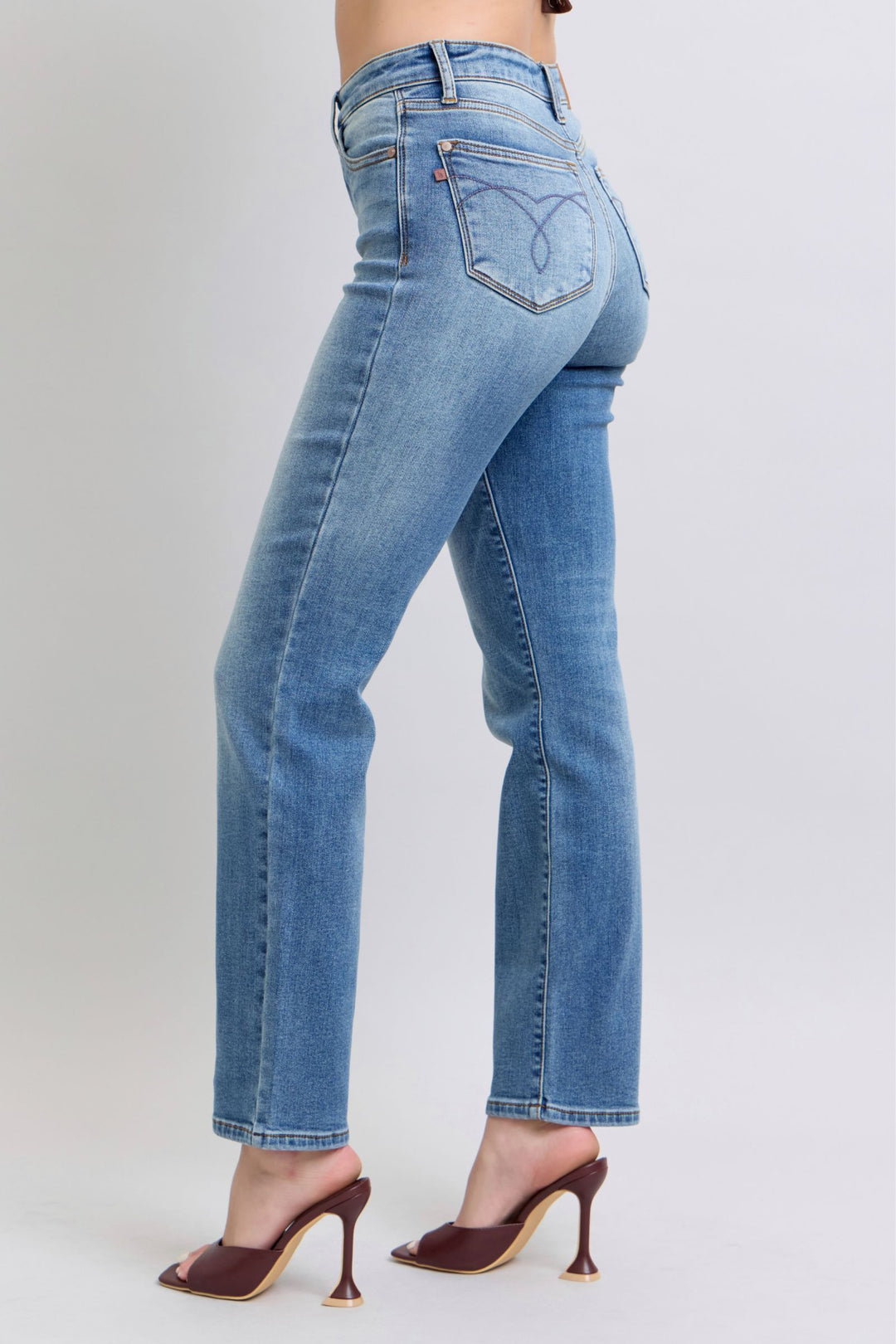 Medium Judy Blue Full Size Run Vintage Wash Thermal Straight Jeans
