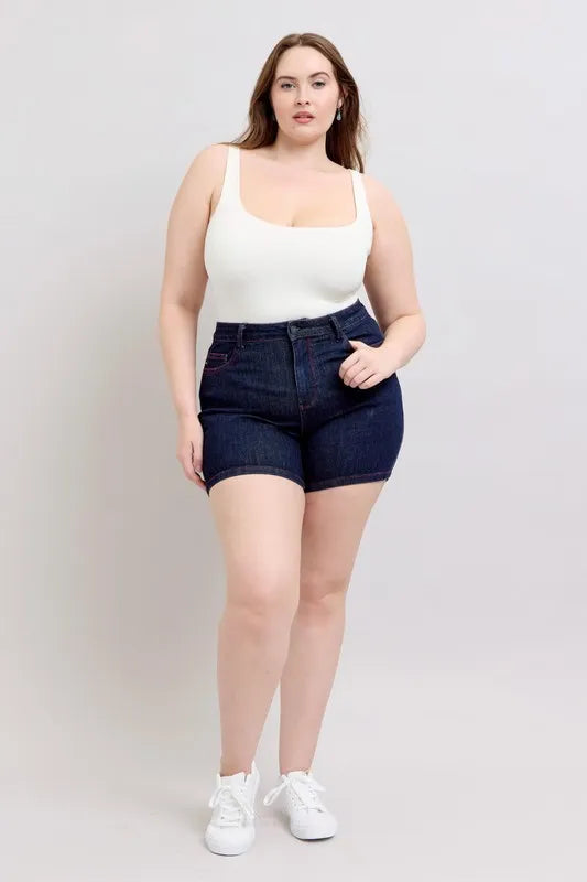 Judy Blue Plus Size Hw Heart Shaped Pkts Red Contrast Thread Denim Shorts
