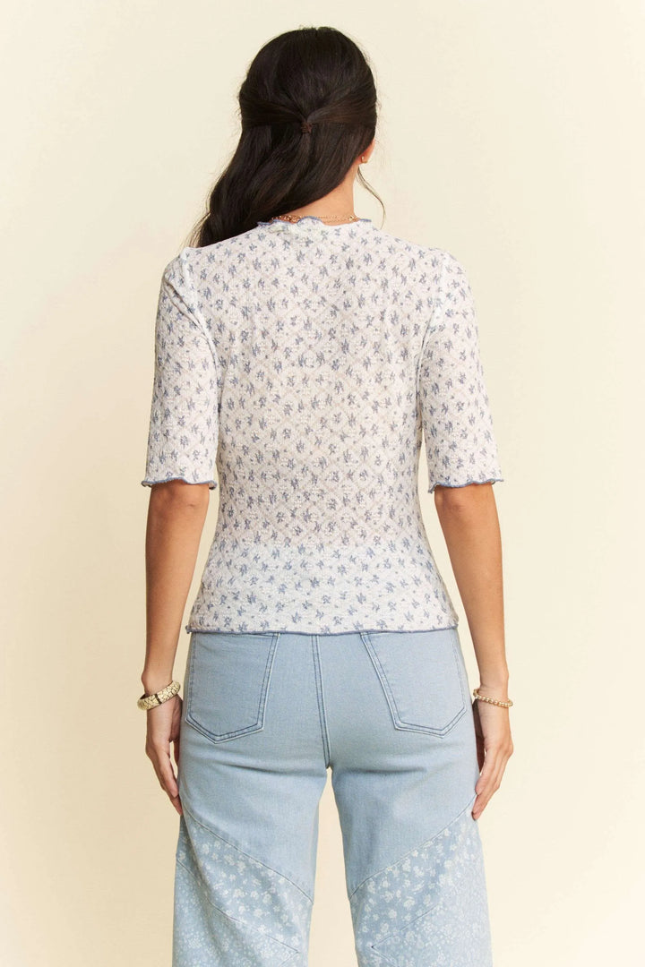 Davi Dani Lace Stretch Floral Marrow Edge Half Sleeve Top
