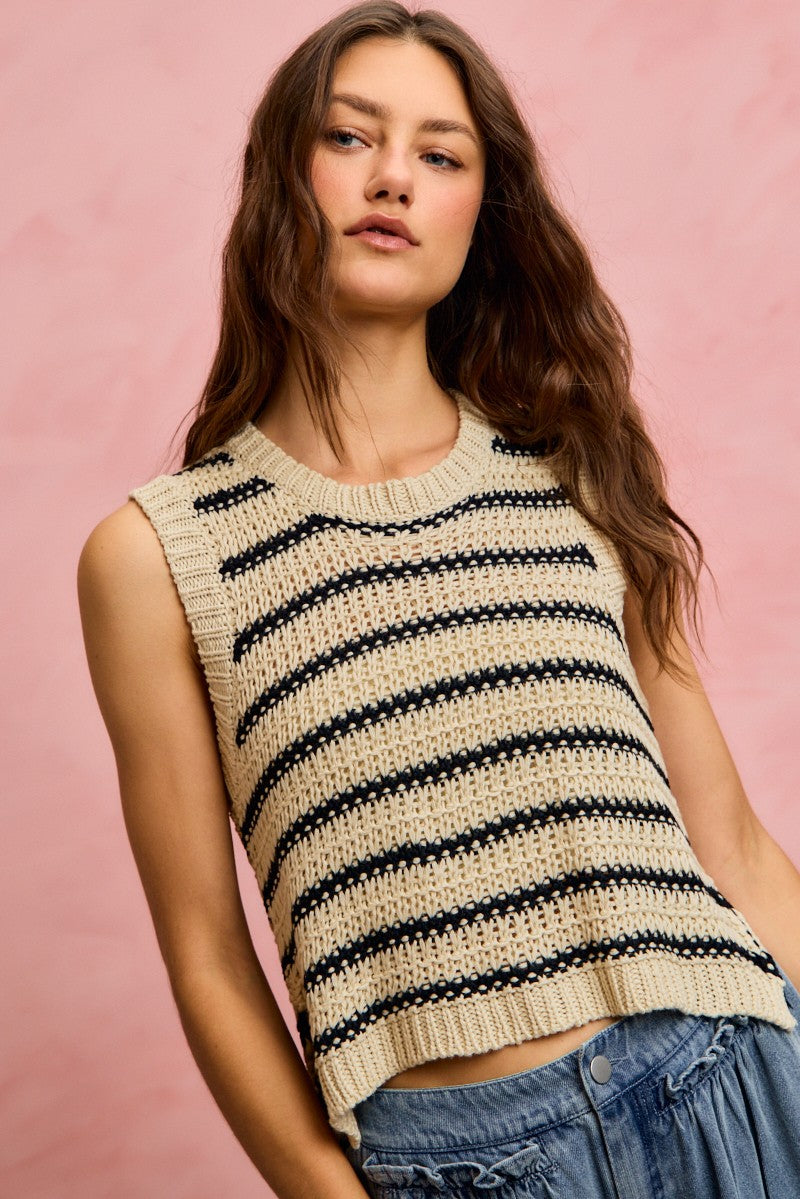 So Me Low Gauge Textured Stripe Sleeveless Sweater Top