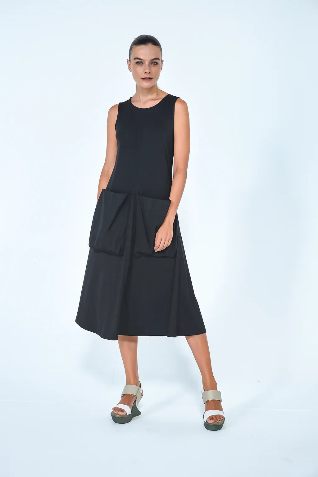 Medium Big Pocket Dress