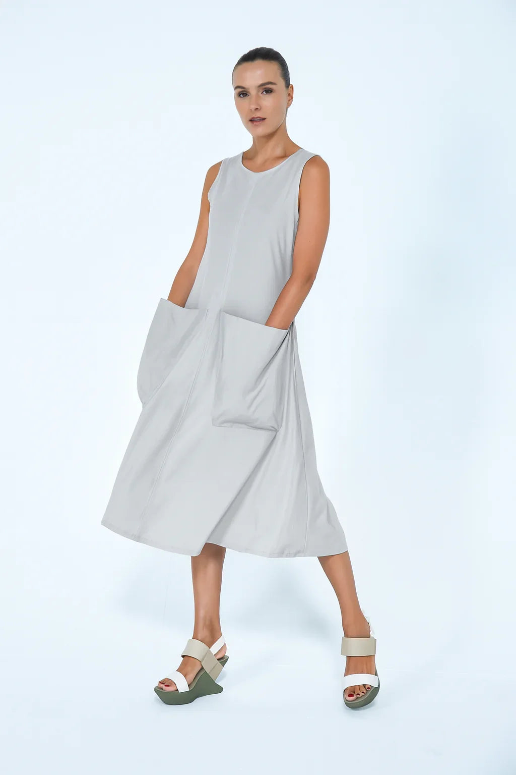 Medium Big Pocket Dress