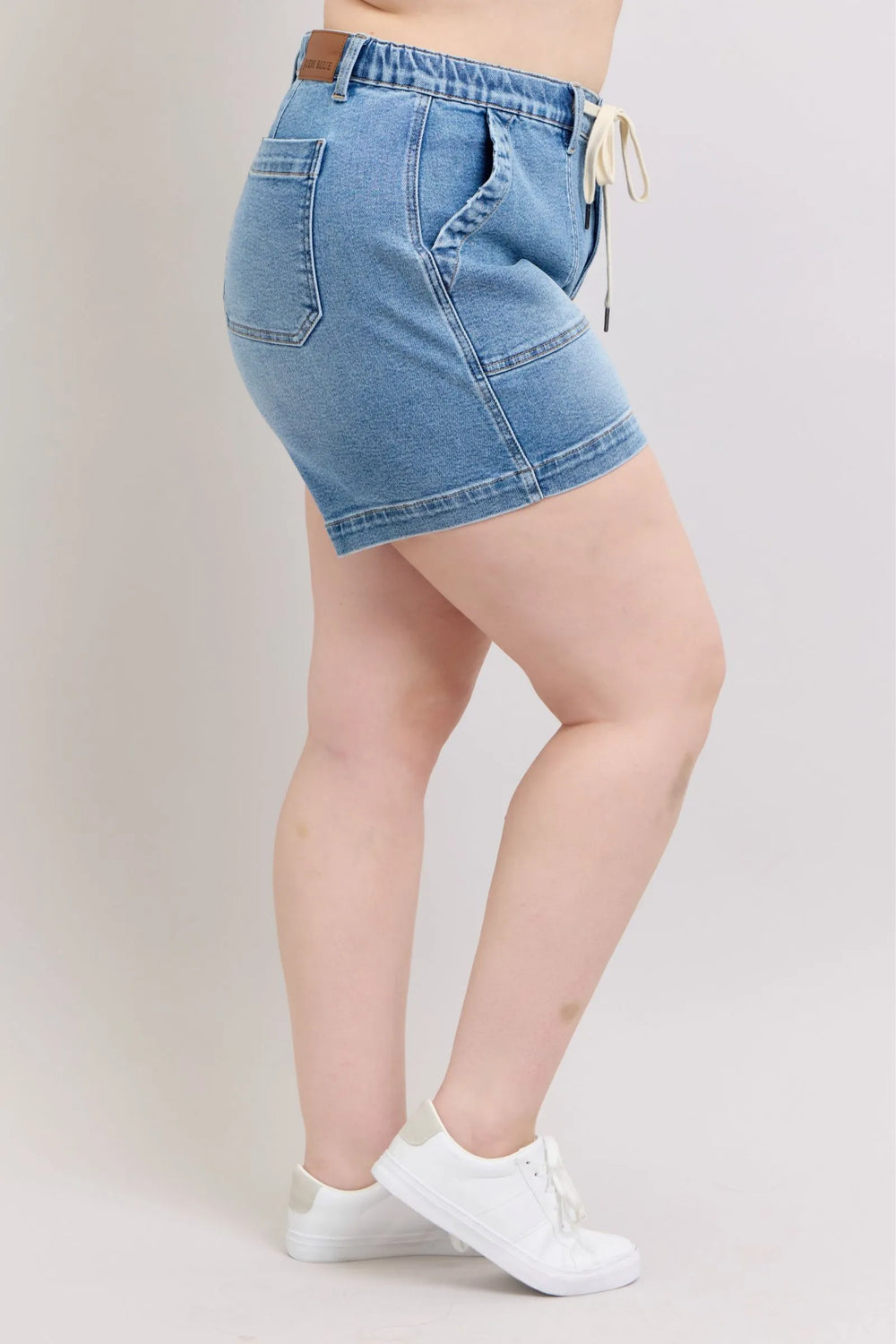 Medium Judy Blue Plus Size High Waist Vintage Wash Denim Shorts
