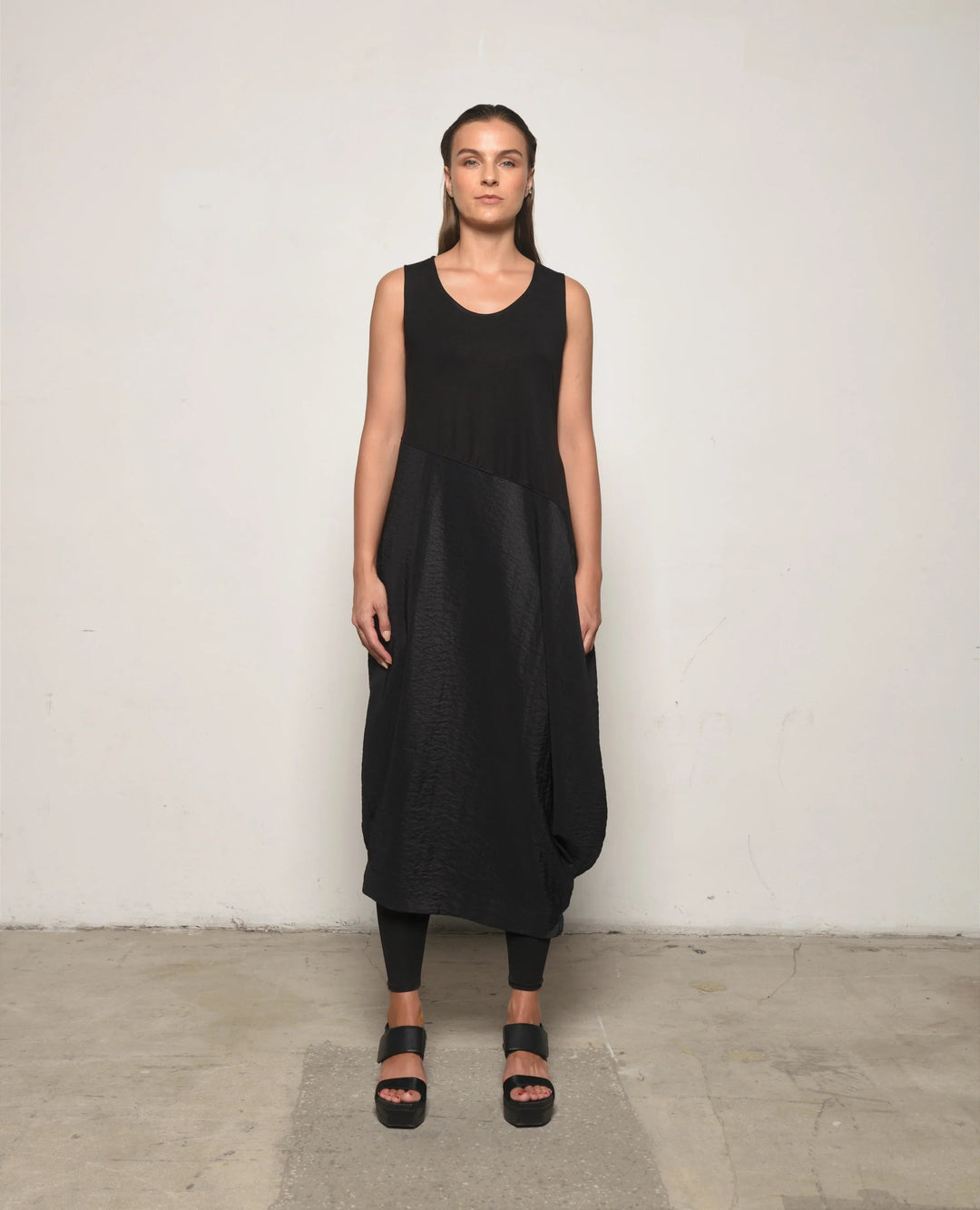 Small Sleeveless Babylon Dress
