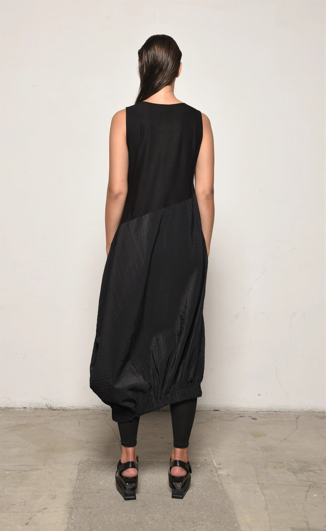 Medium Sleeveless Babylon Dress