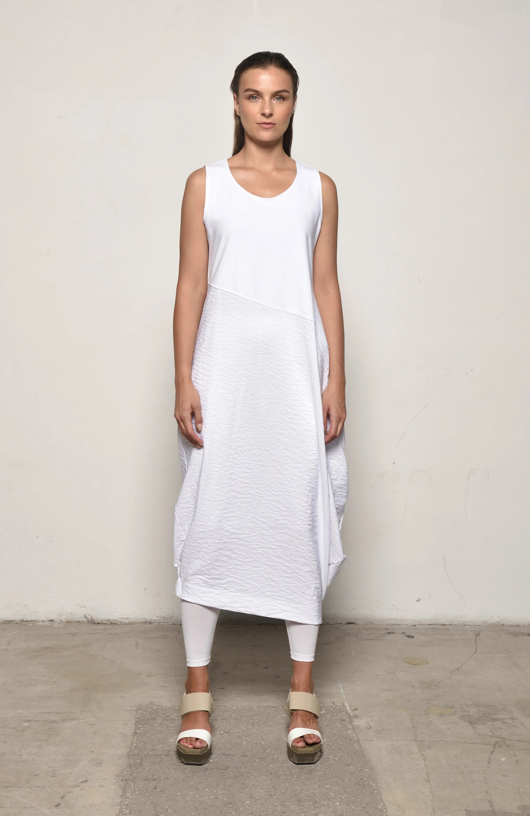 Large Sleeveless Babylon Dress