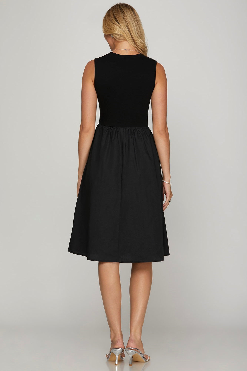 Black She Sky Full Size Sleeveless Poplin Woven Midi Dress With Pockets Plus Size 1