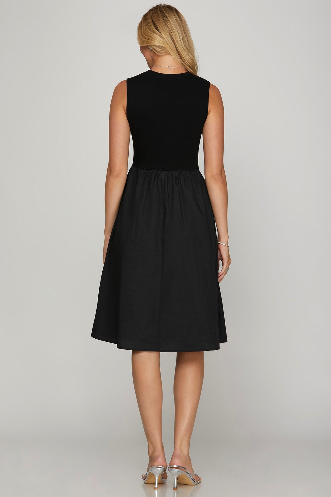 Black She Sky Full Size Sleeveless Poplin Woven Midi Dress With Pockets Plus Size 1