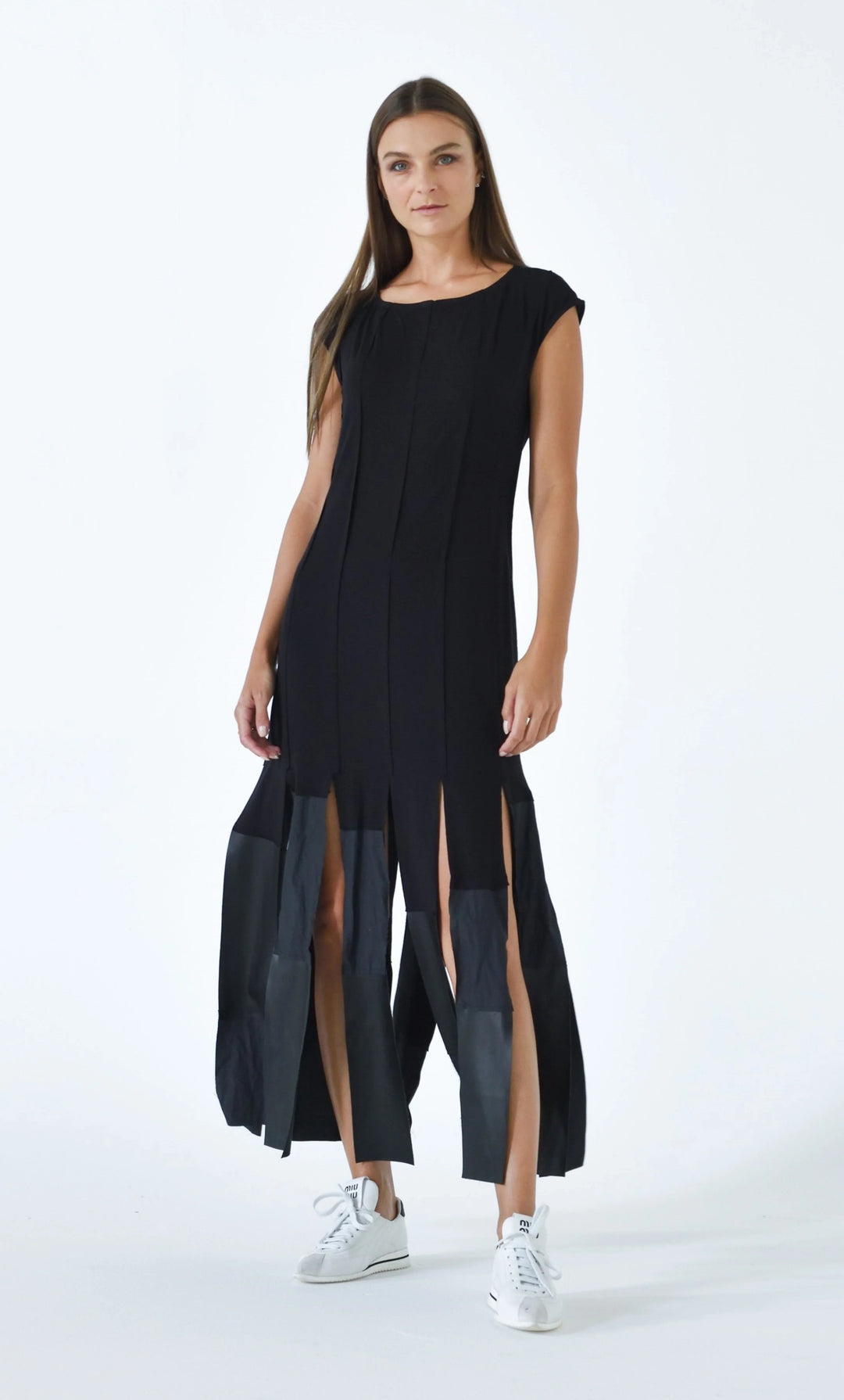 Small Motion Panel Maxi Dress
