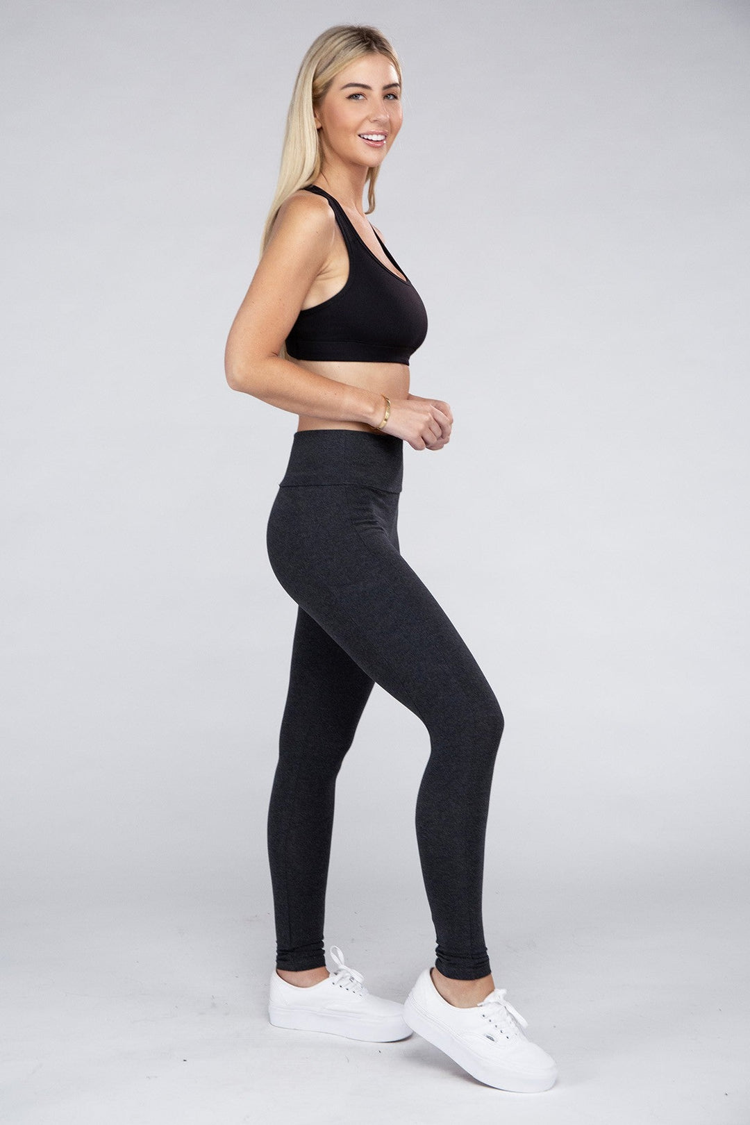 Desert Active Leggings Featuring Concealed Pockets