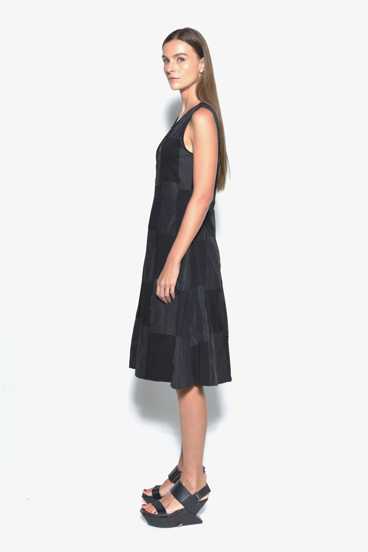 Medium Sleeveless Chessboard Dress