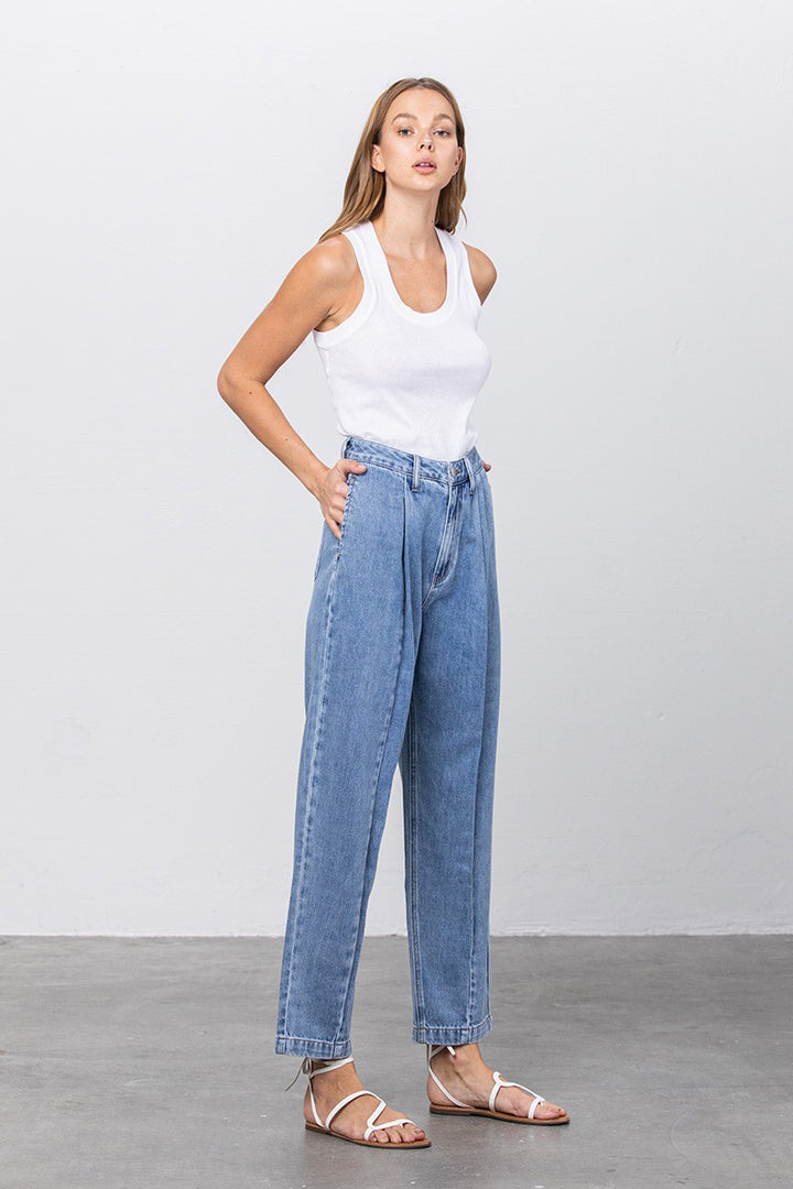 Medium Hi Waist Slouch Jeans