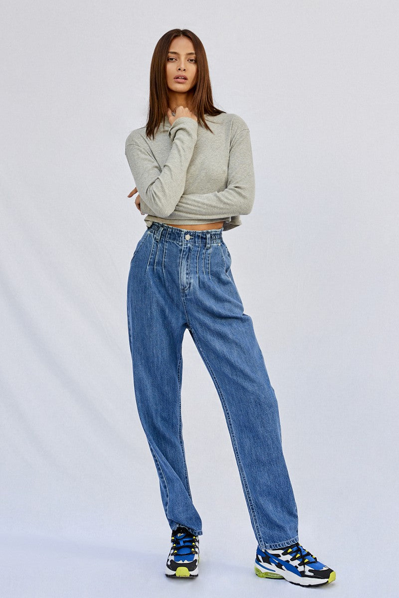 Medium High Rise Pleated Mom Jeans