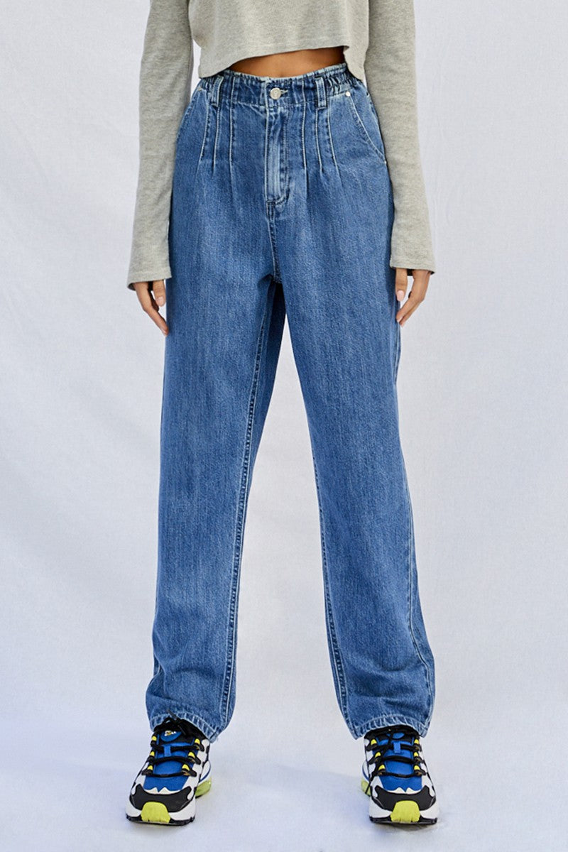 Medium Super High Rise Pleated Mom Jeans
