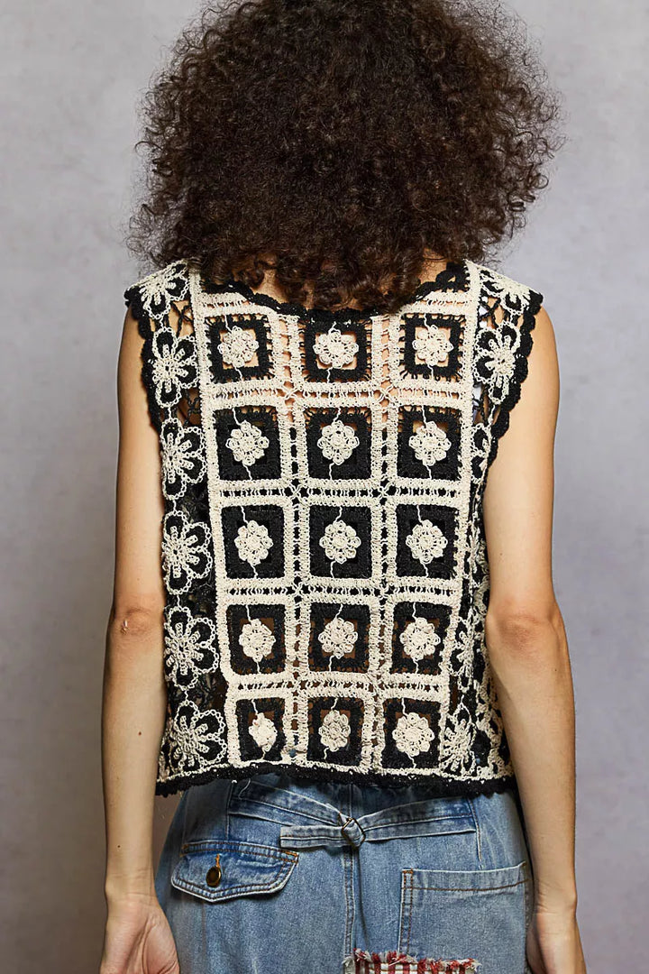 Pol Tie Front Floral Pattern Crochet Vest With Scalloped Edge