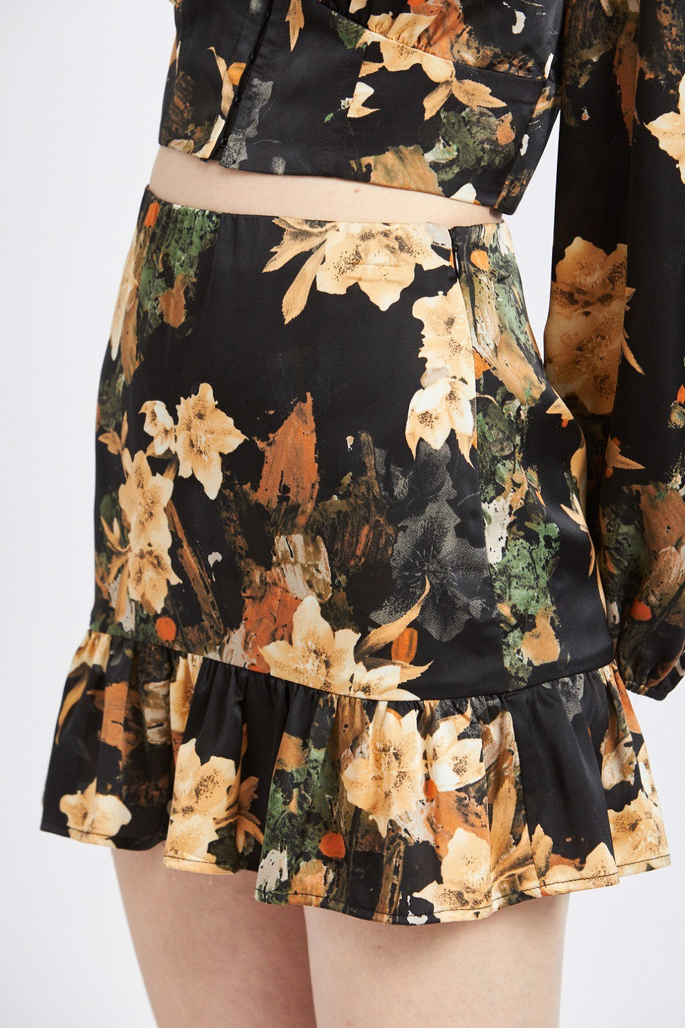 Black Satin Print High Waist Mini Ruffled Skirt