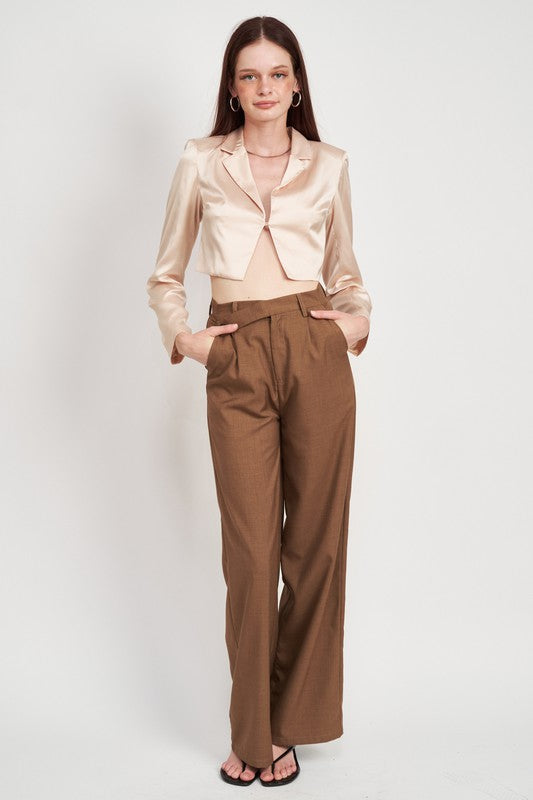 Oyster V Neck Long Sleeve Cropped Top