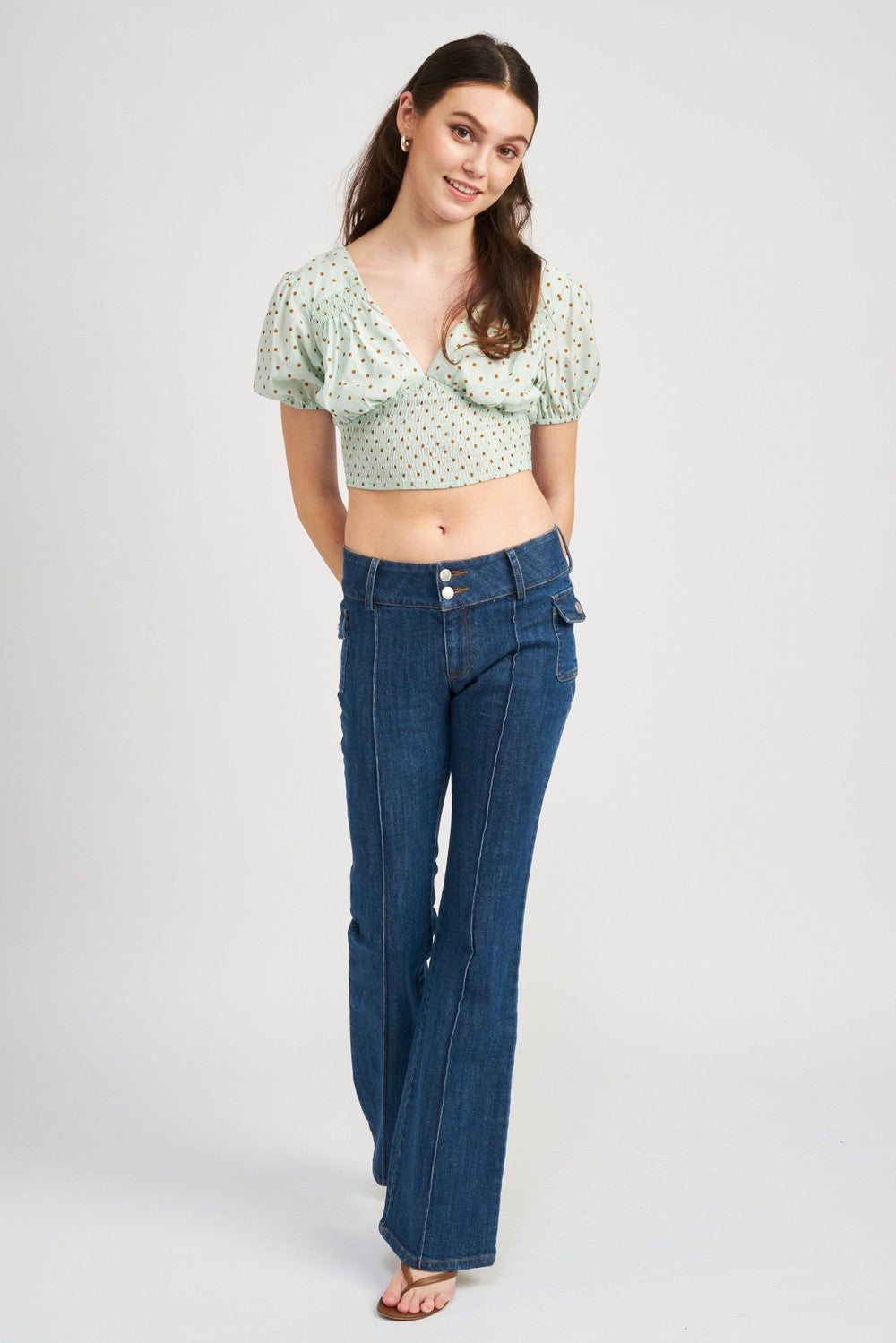 V Neck Floral Crop Top With Smocking
