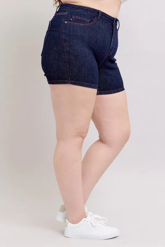 Dk Judy Blue Plus Size Hw Heart Shaped Pkts Red Contrast Thread Denim Shorts
