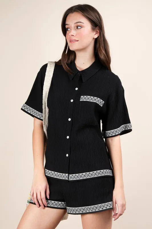 Very J Crinkled Woven Shirt Top Shorts Set