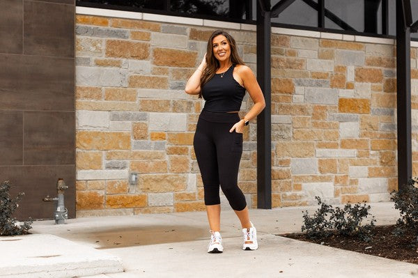 Black Capri With Pockets 1