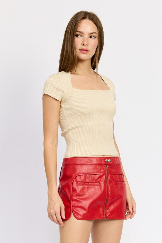 MOCHA Square Neckline Top