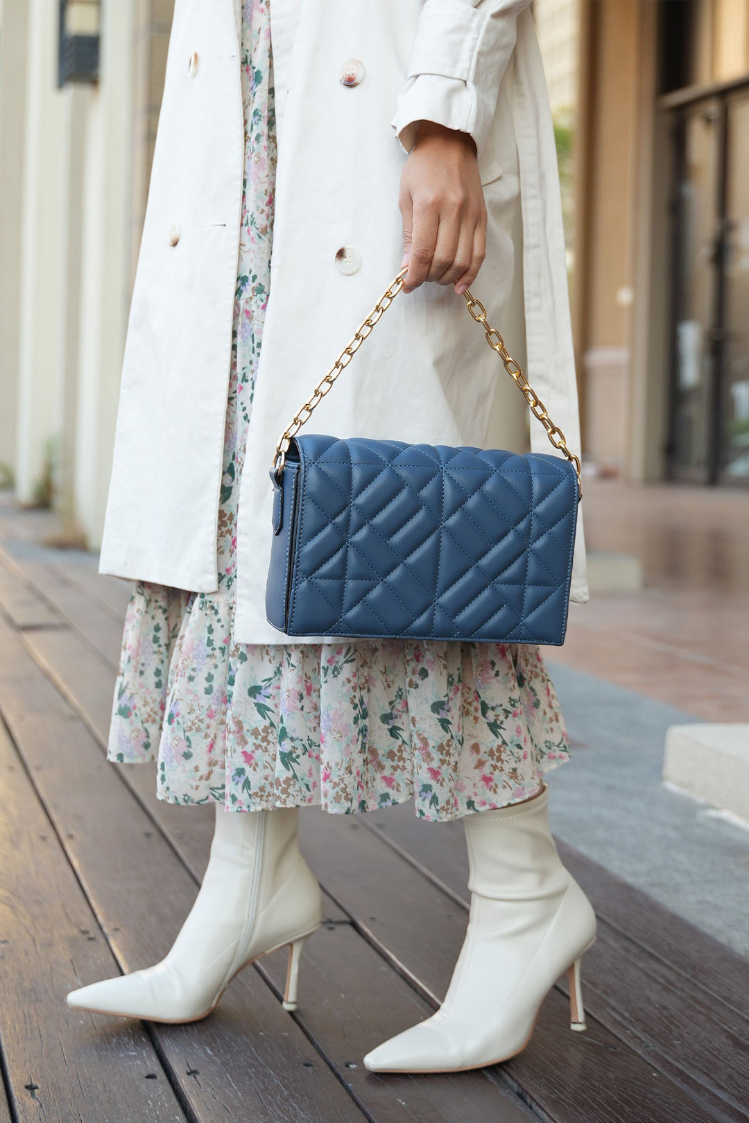 Mkf Ursula Womens Crossbody Bag By Mia K
