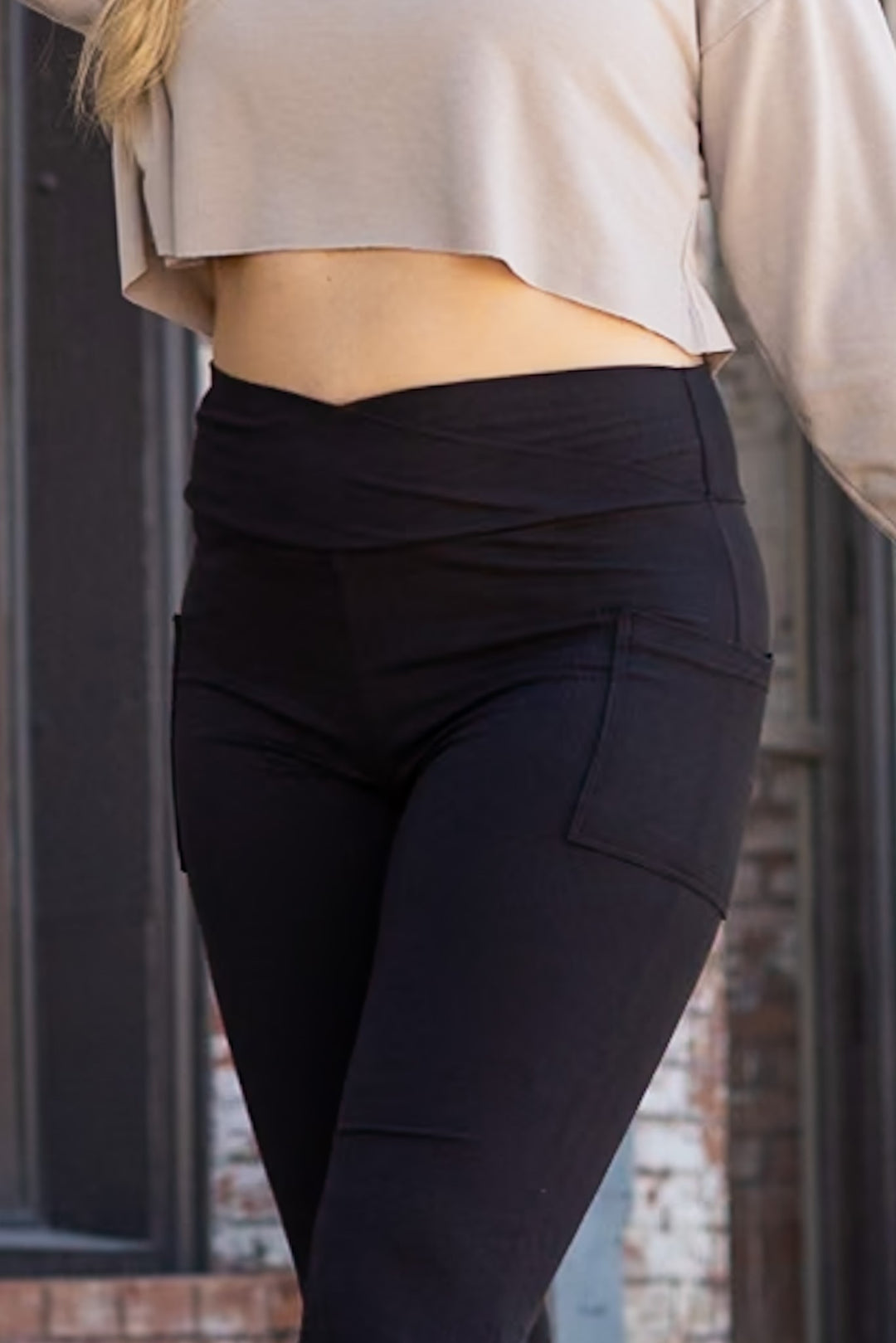 The Liz Crossover Bootcut Leggings With Pockets