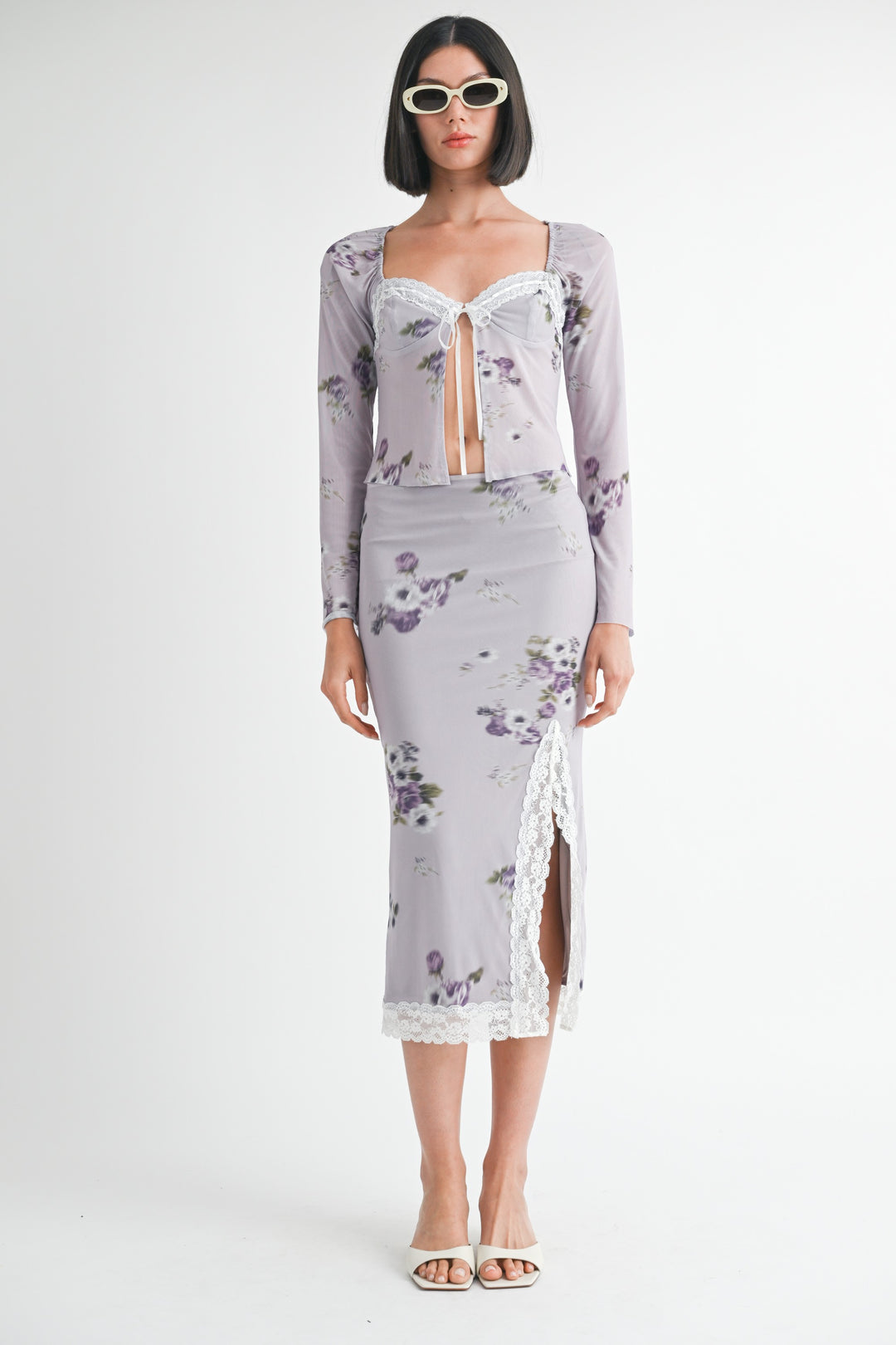 Fly Away Floral Top With Lace
