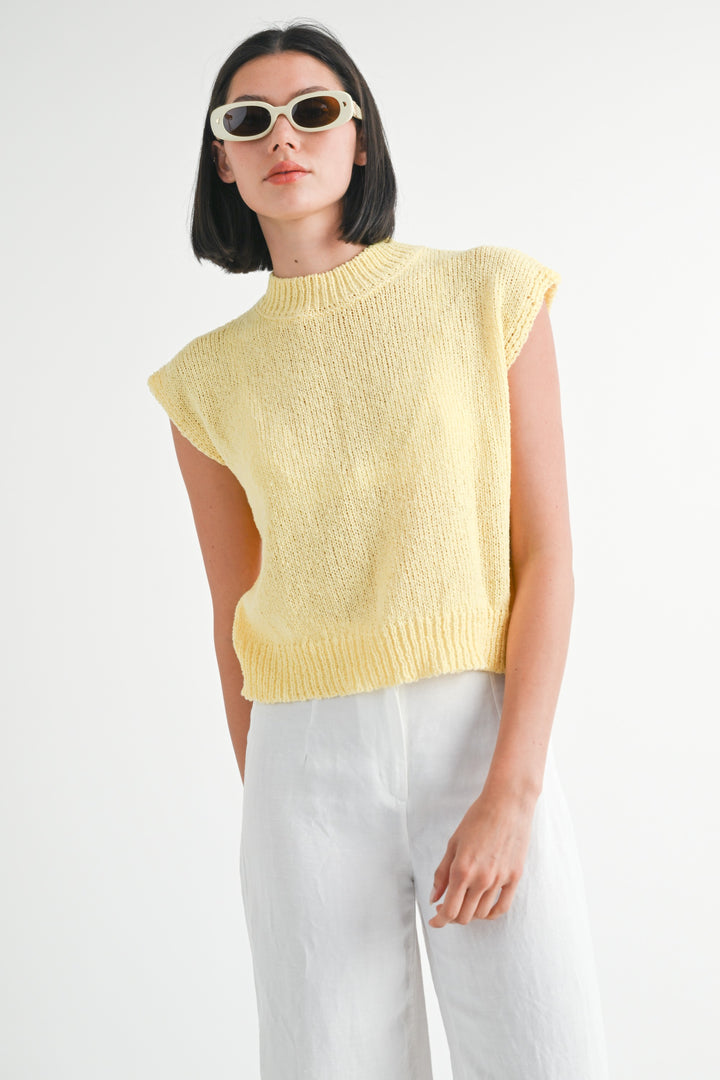 OFF WHITE Sleeveless Sweater Top