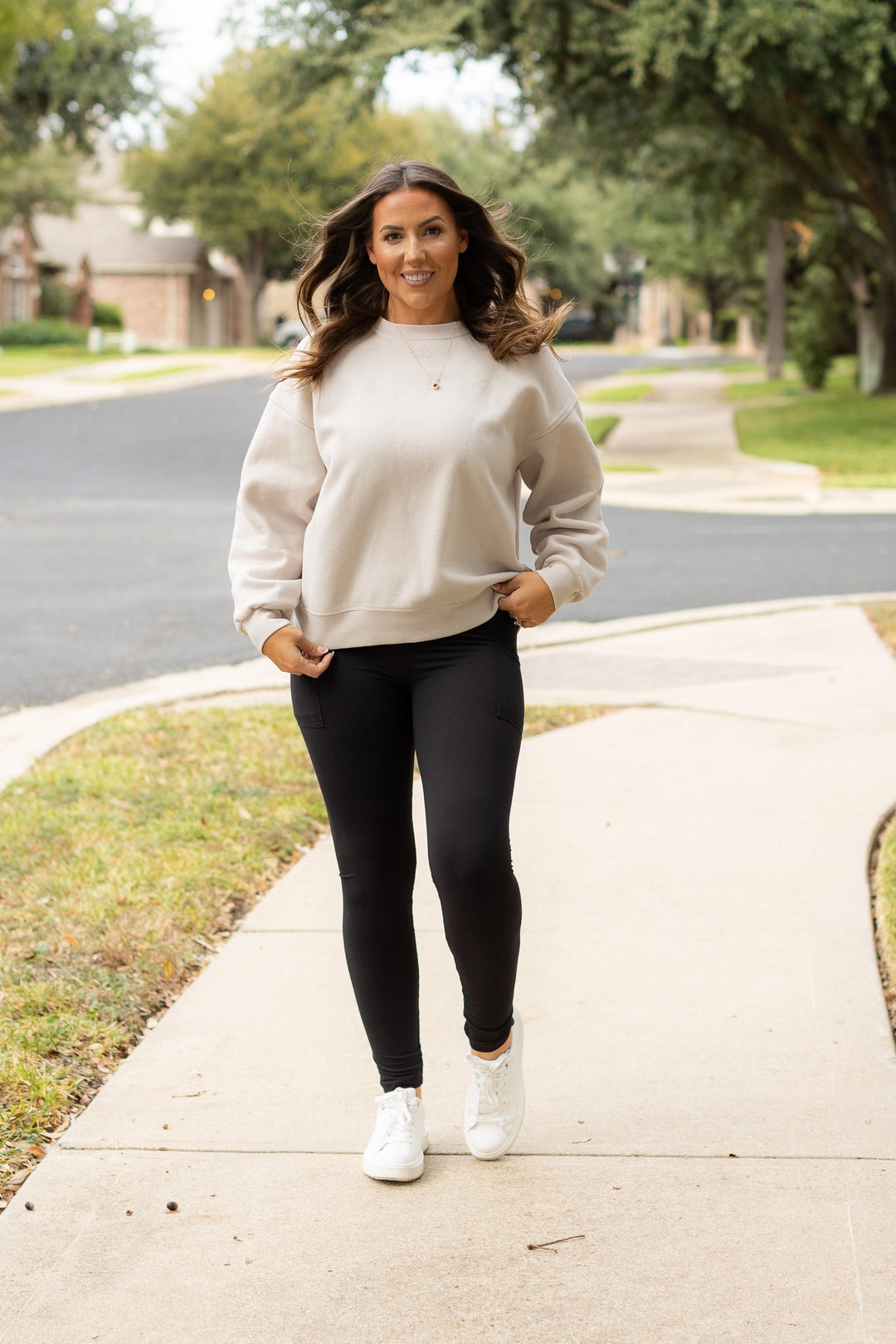 Black Full Length Leggings With Pockets 2