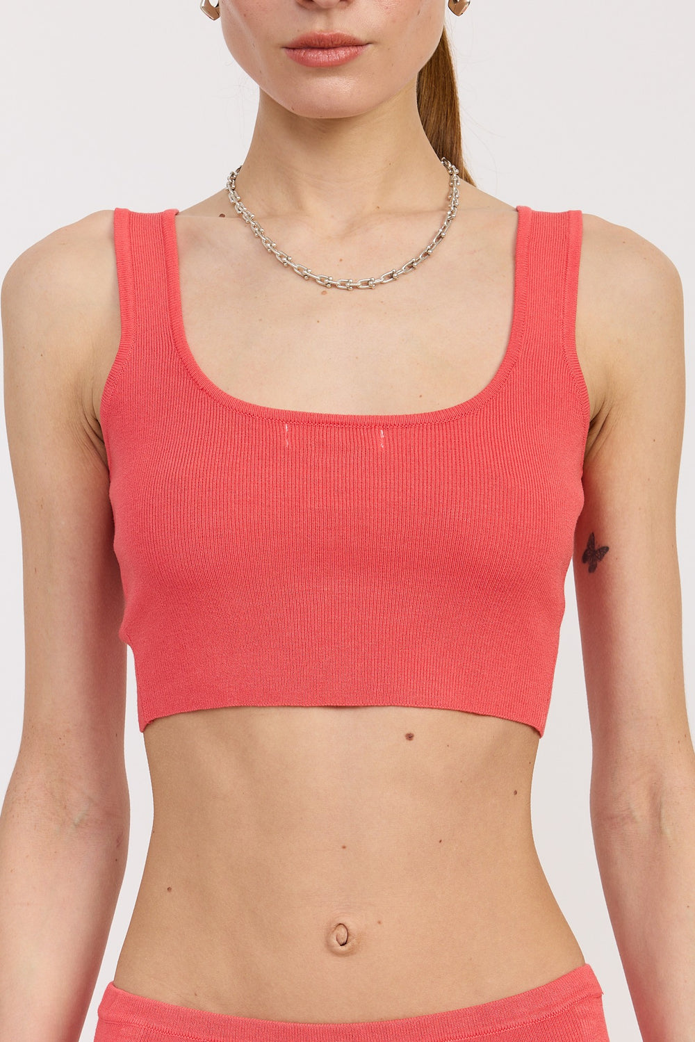 Coral Sleevelss Cropped Top With Back Twist