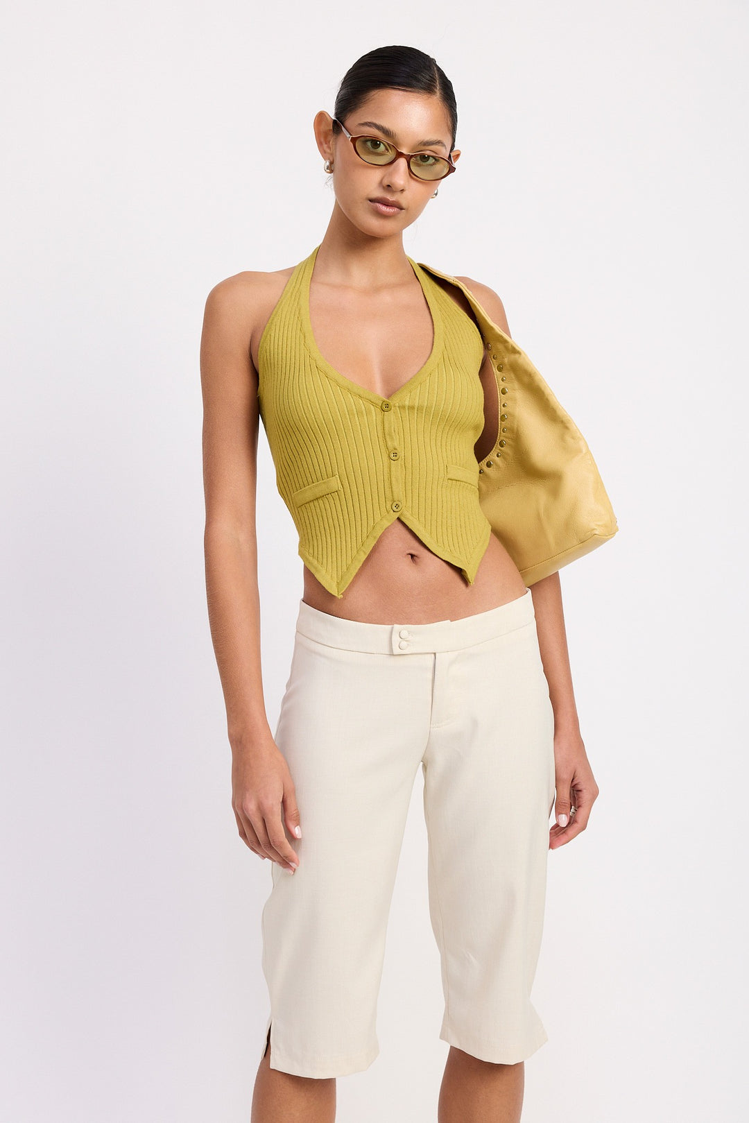 Tailored Mid Rise Bermuda Pants With Front Button