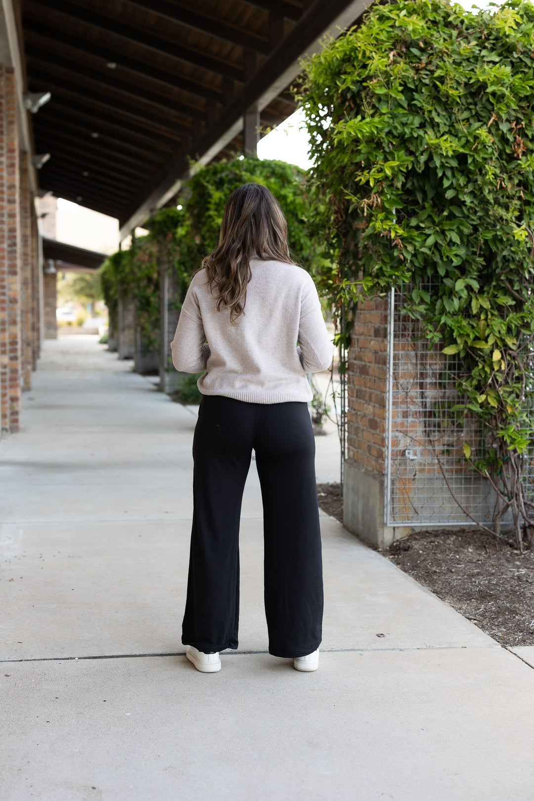 The Jenna Comfy Wide Leg Fleece Pants