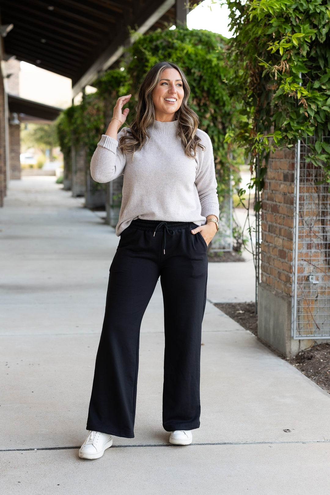 Black The Jenna Comfy Wide Leg Fleece Pants