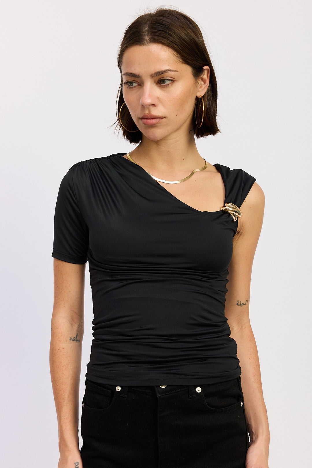 Black One Shoulder Asymmetical Knit Top