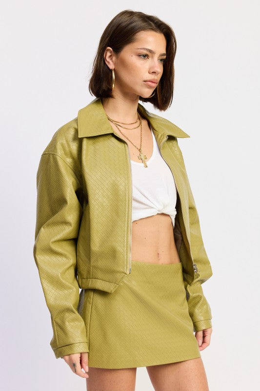 Cropped Jacket With Collar And Zipper