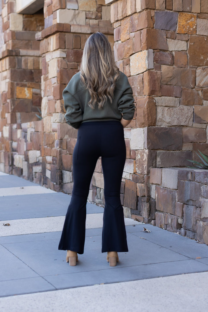 The Natalie Black Super Flare Leggings
