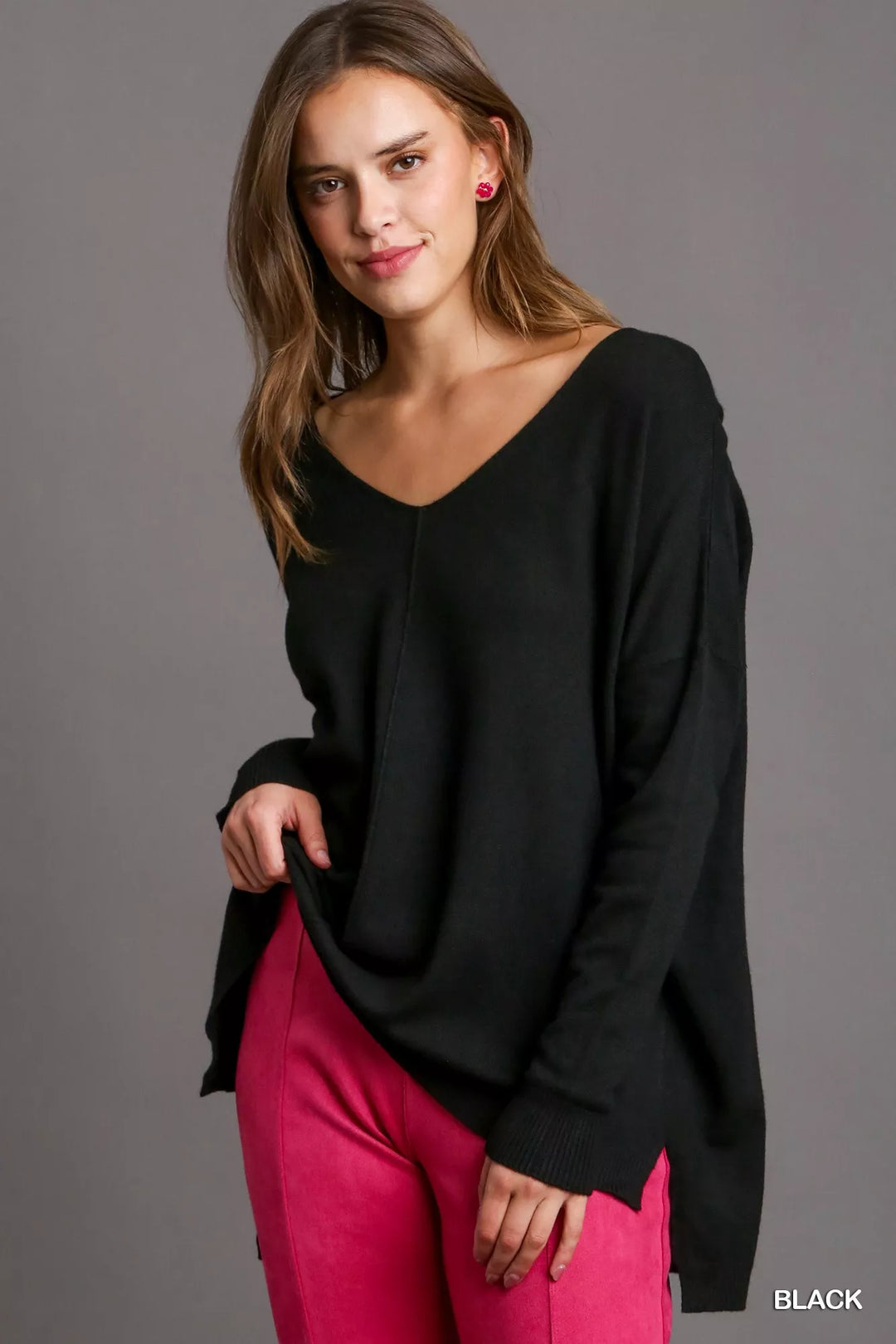 Black Umgee V Neck High Low Hem Knit Top With Side Slit