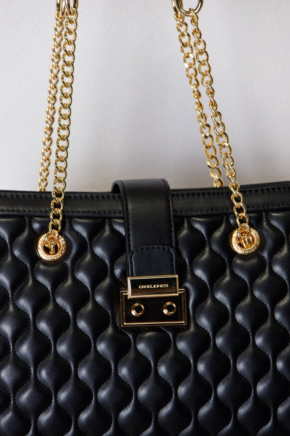 David Jones Quilted Pu Leather Handbag