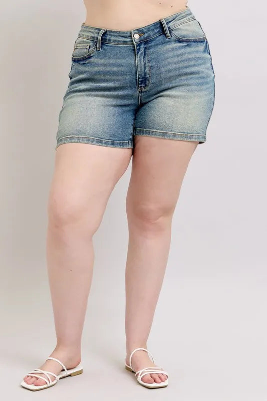 Md Judy Blue Plus Size V Front Vintage Wash Shorts