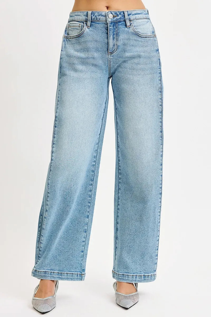 Medium Risen Mid Rise Wide Barrel Transferable Leg Snap Jeans
