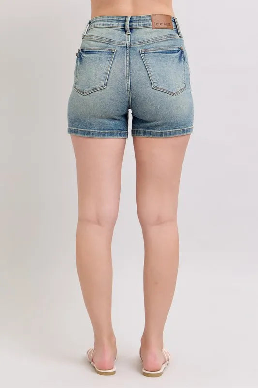 Md Judy Blue V Front Vintage Wash Shorts