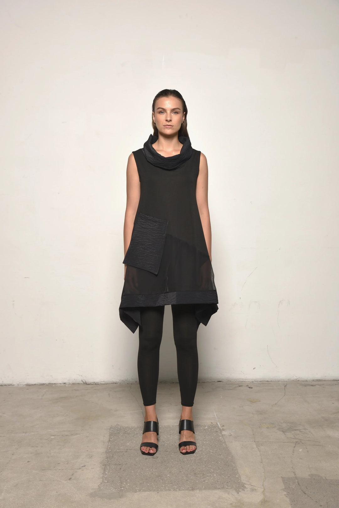 Small Sleeveless Mix Tunic