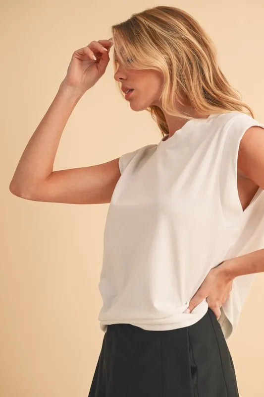 Aemi Co Solid Color Round Neck Tank