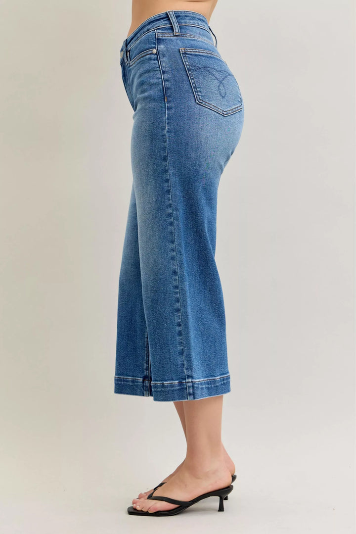 Md Judy Blue Mid Rise Crop Wide Leg Jeans