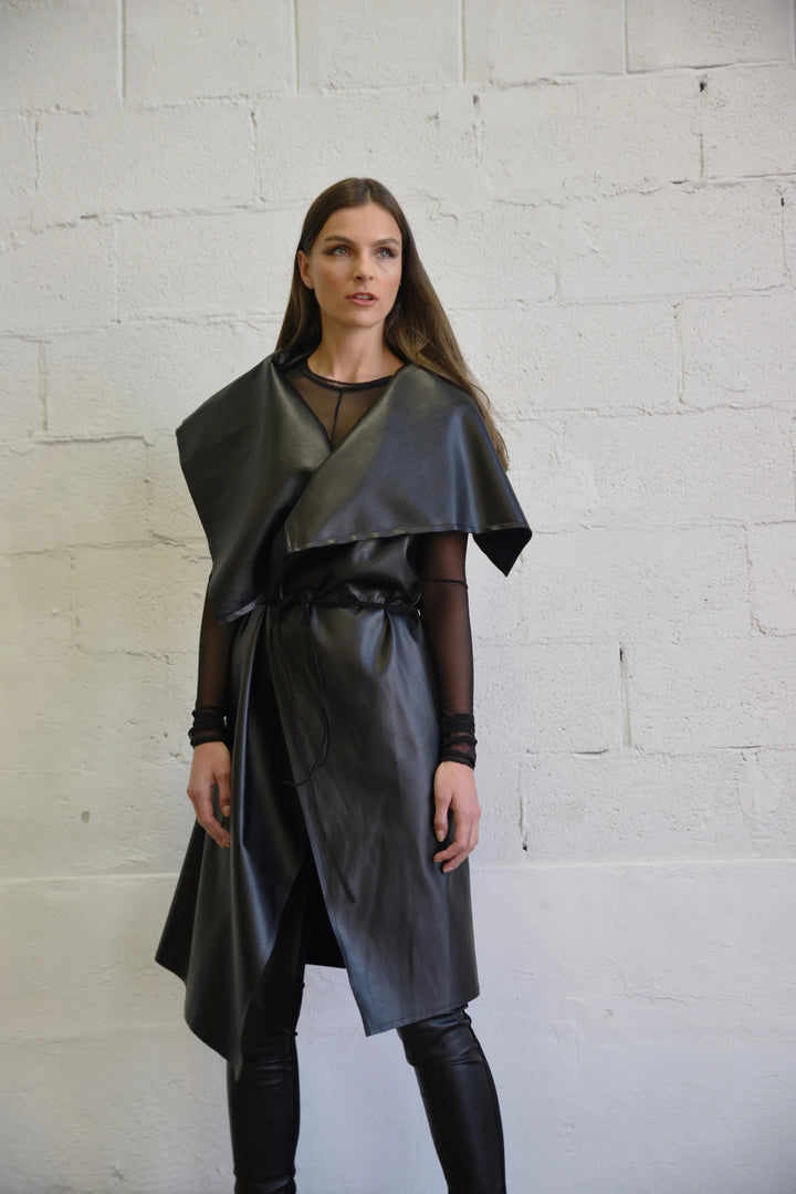 Medium Uneven Sleeveless Coat
