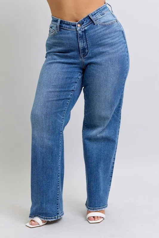 Dk Judy Blue Full Size High Waist V Front Vintage Wash Straight Jeans Plus Size