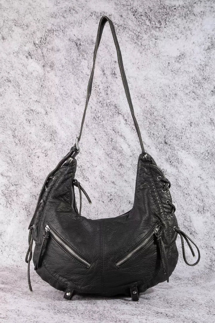 Vbk Fame Larger Leather Crescent Shoulder Bag